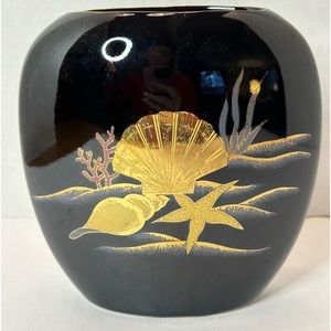 Vintage Otagiri Ceramic Black and Gold Sea Shell Vase 6 1/2 inches Tall